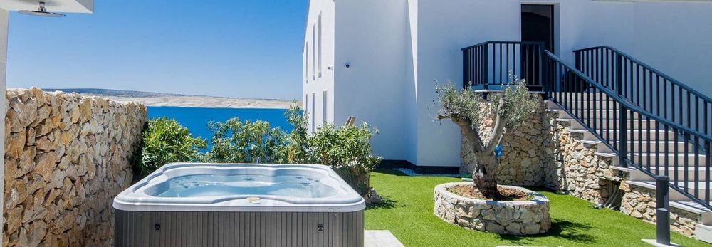 Idromassaggio da esterno, grande relax all’aperto