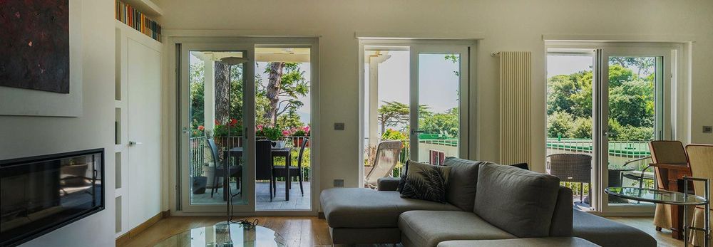 La bellezza delle case a Napoli  con terrazzo 