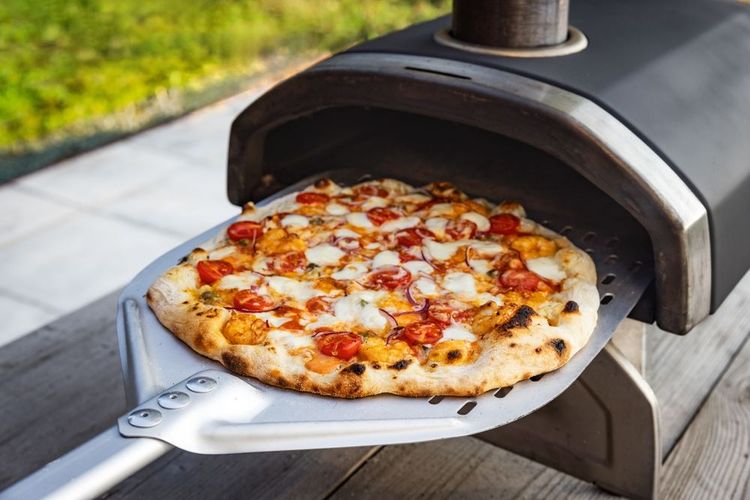 Forno per fare la pizza in casa? Tipologie, pro e contro
