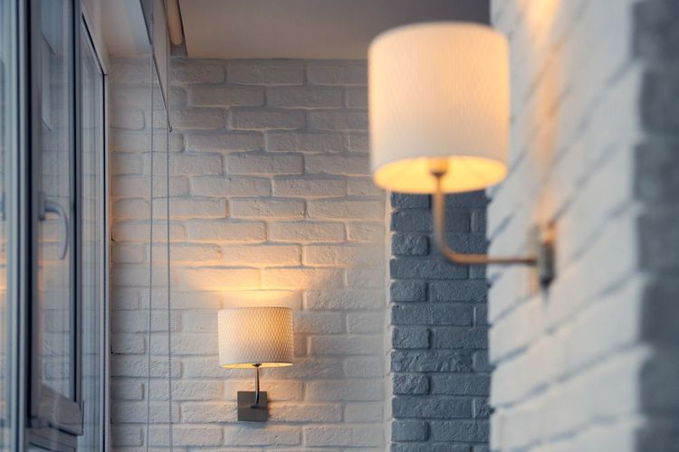 Alla scoperta del wall sconce lighting per illuminare la casa