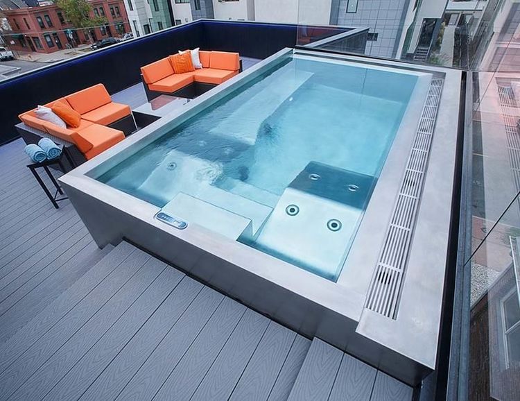 Come sistemare una piscina in terrazzo, tante idee
