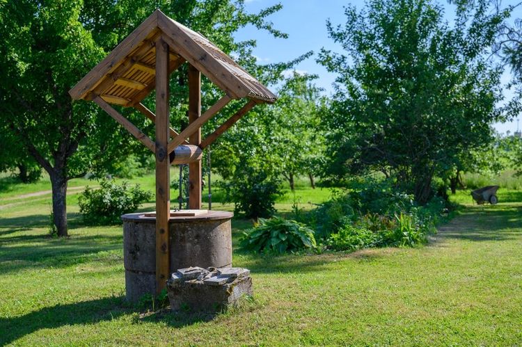 Quanto costa fare un pozzo in giardino? I prezzi medi e le soluzioni in Italia